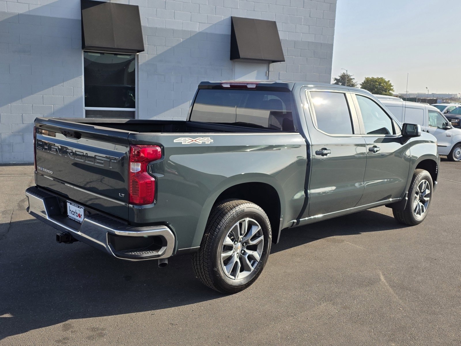 2025 Chevrolet Silverado 1500 LT photo 6