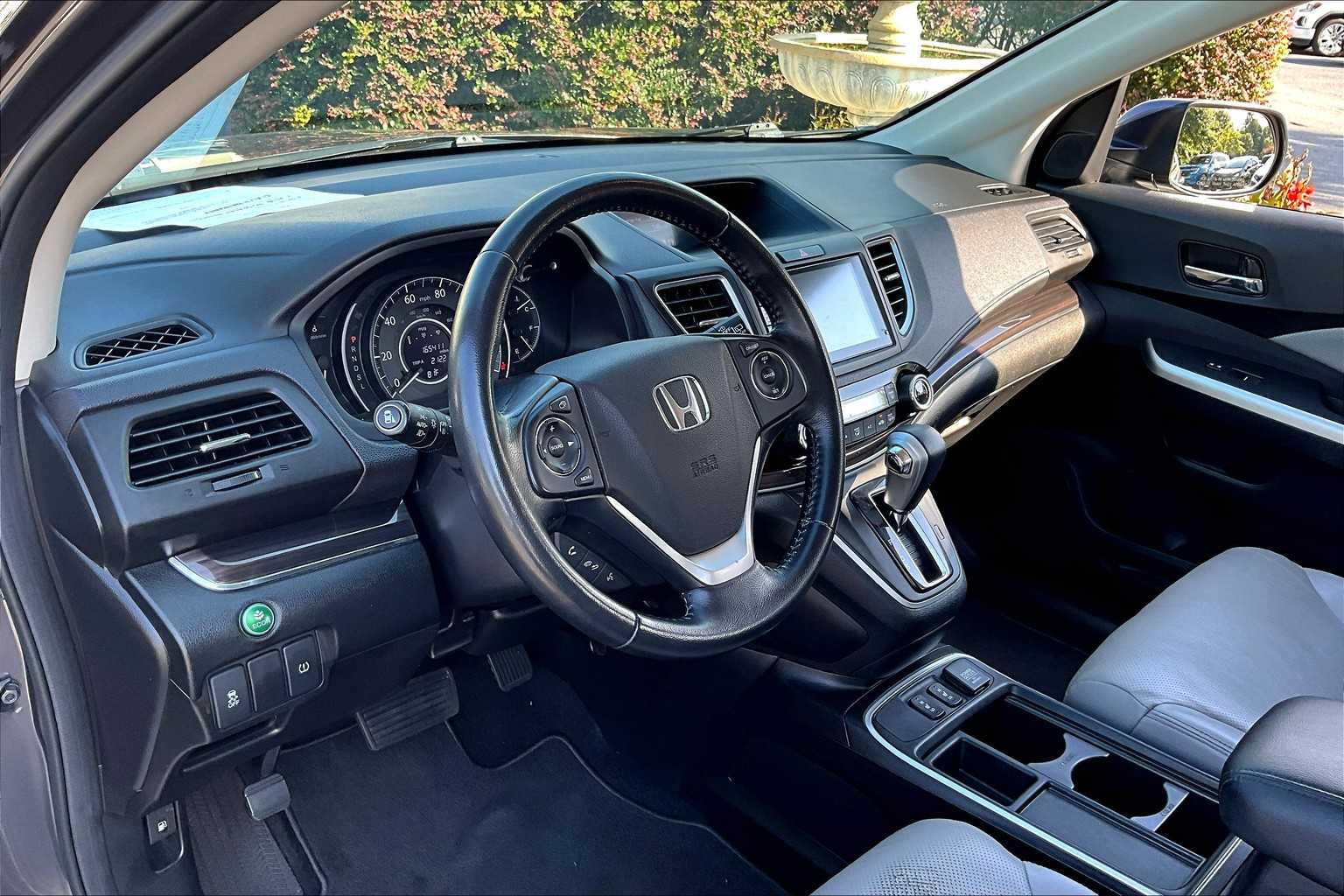 2015 Honda CR-V EX-L photo 16