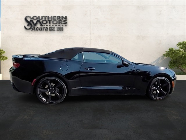 2018 Chevrolet Camaro 2LT photo 25