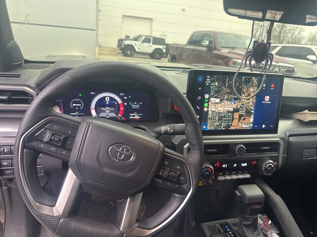 2024 Toyota Tacoma TRD Off-Road photo 4