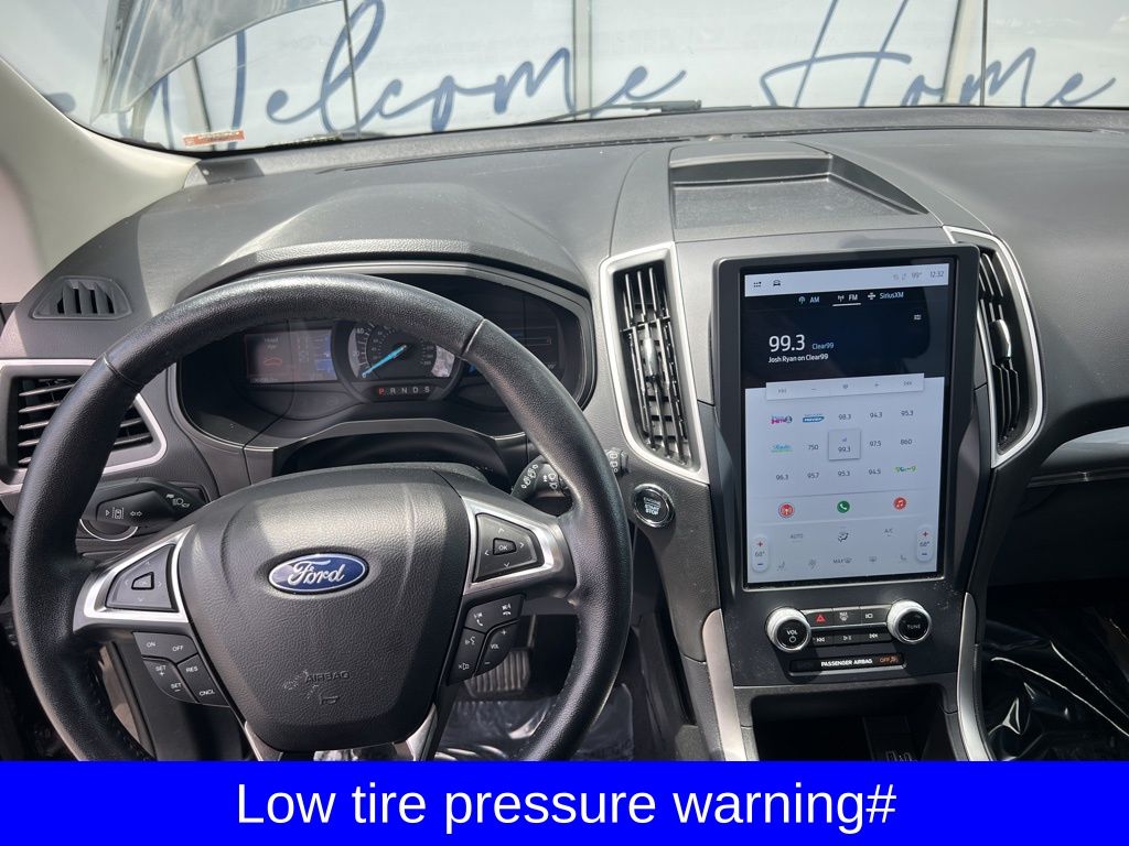 2023 Ford Edge SEL photo 15
