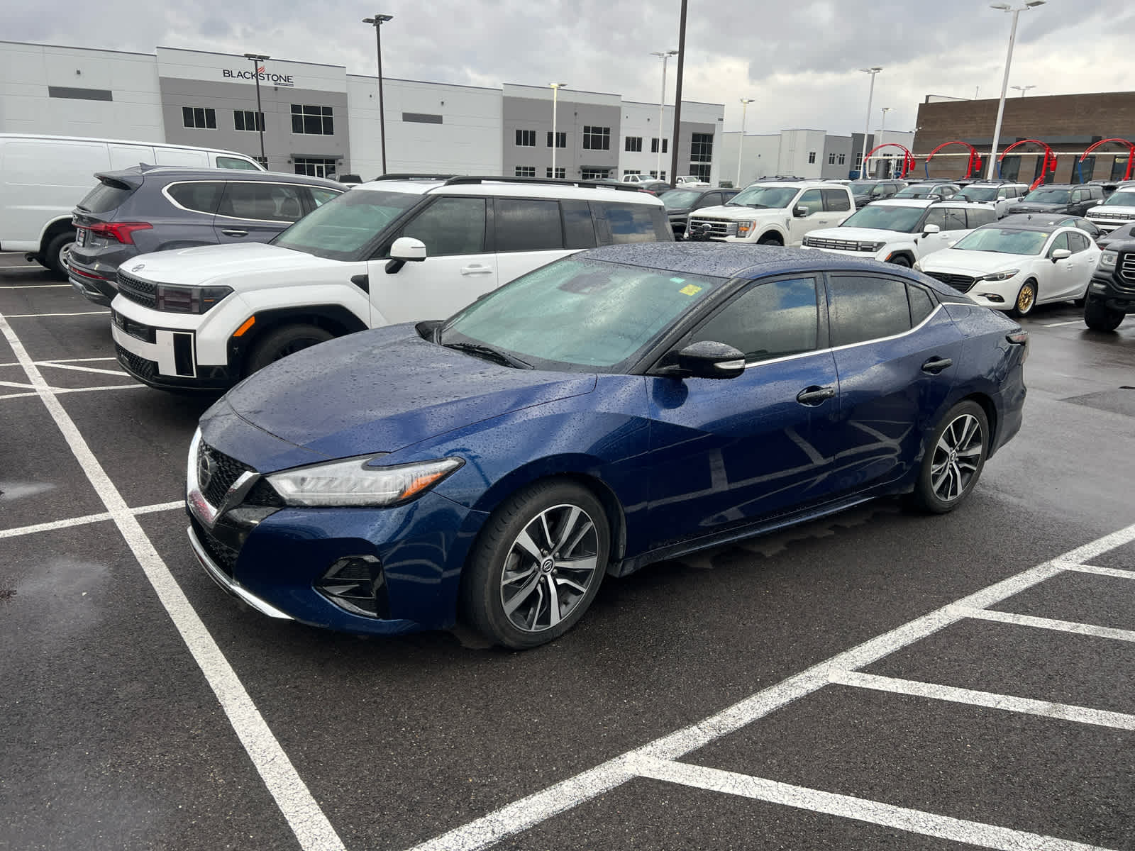 2020 Nissan Maxima SV's photo