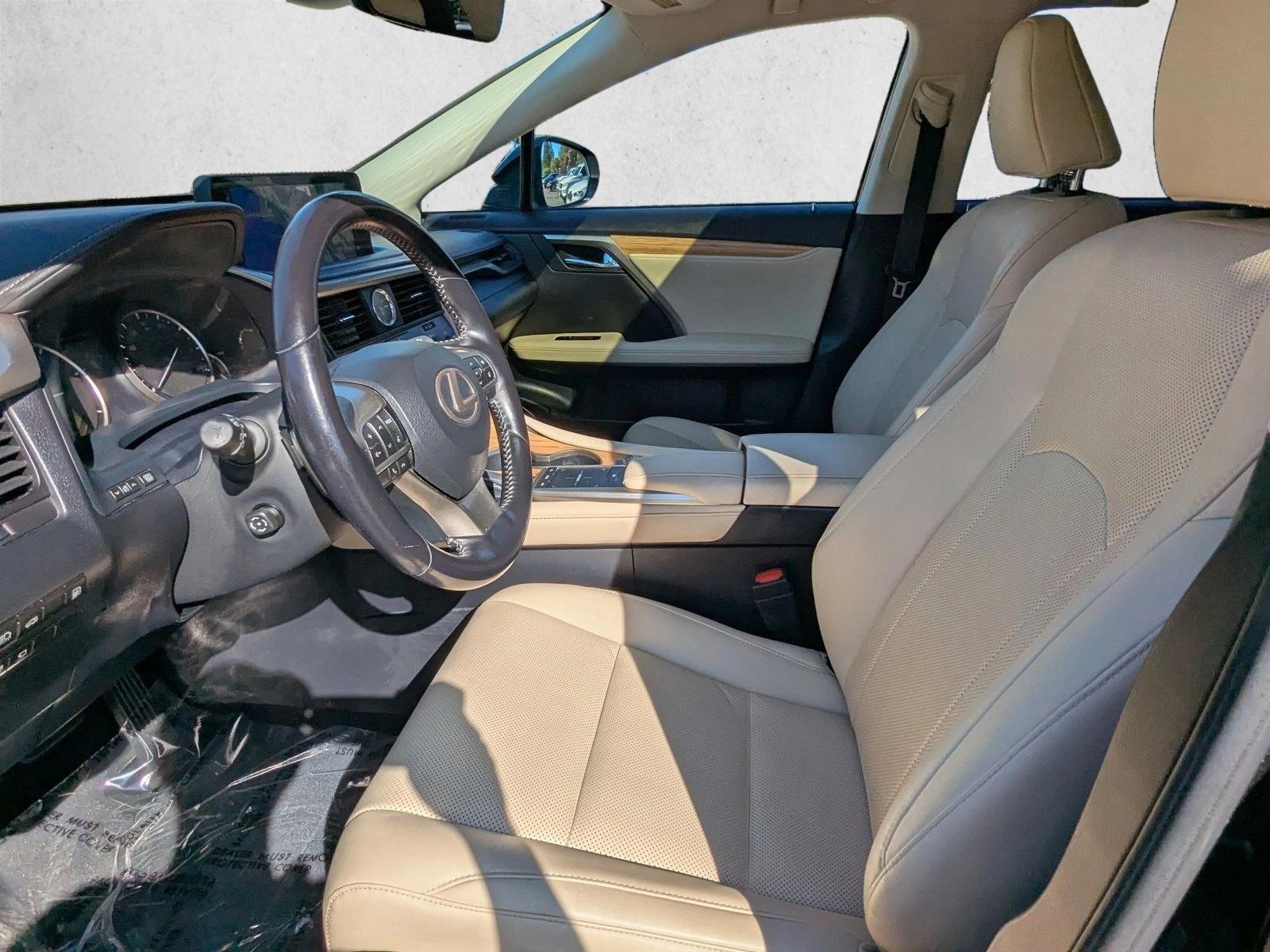2022 Lexus RX 450hL photo 16