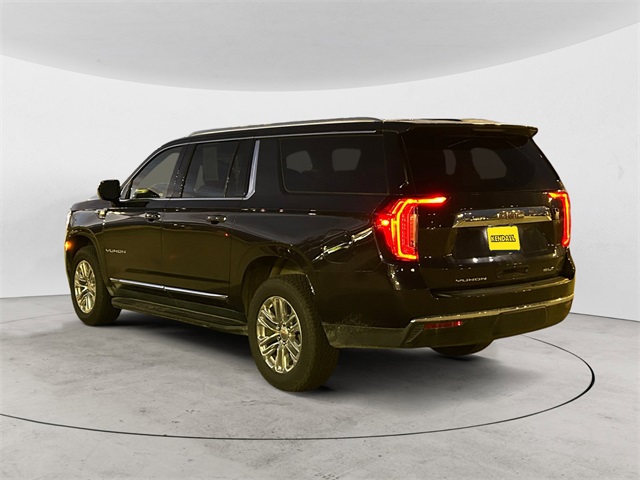2024 Gmc Yukon XL SLT photo 3