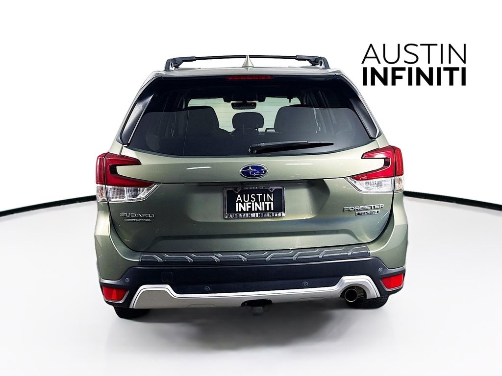 2020 Subaru Forester Touring photo 6