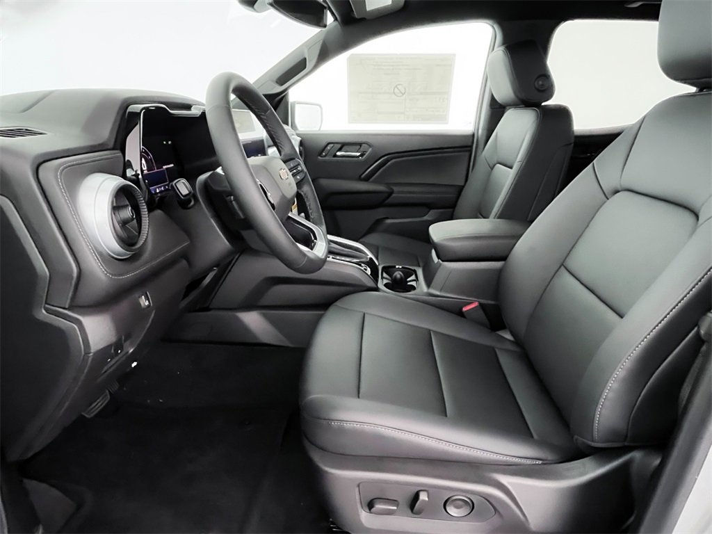2026 Chevrolet Colorado LT photo 16