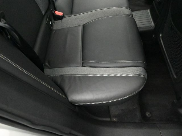 2022 VOLVO XC60 - Image 28