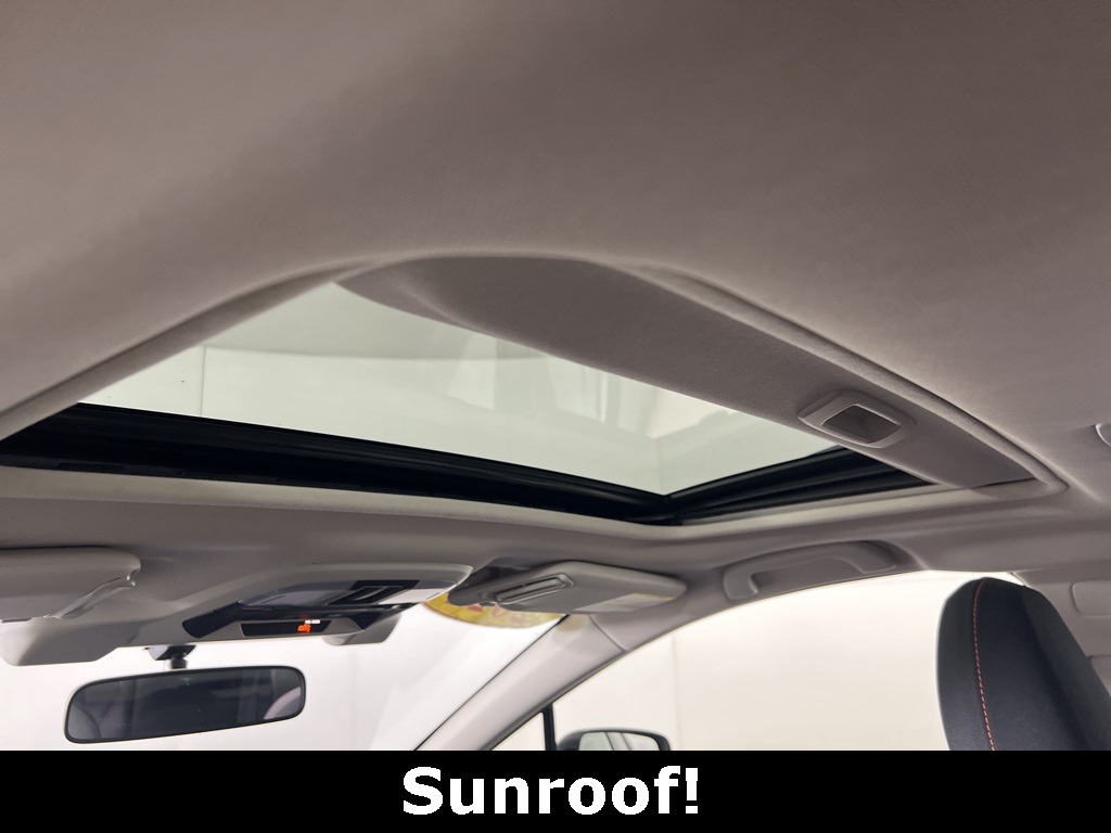 2022 Subaru Crosstrek Premium photo 3
