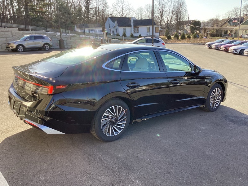 2025 Hyundai Sonata Hybrid SEL photo 7