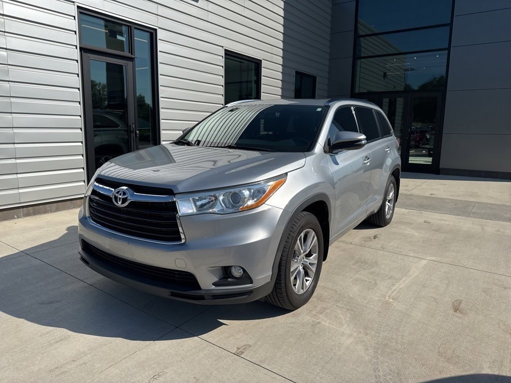 2014 Toyota Highlander XLE photo 3
