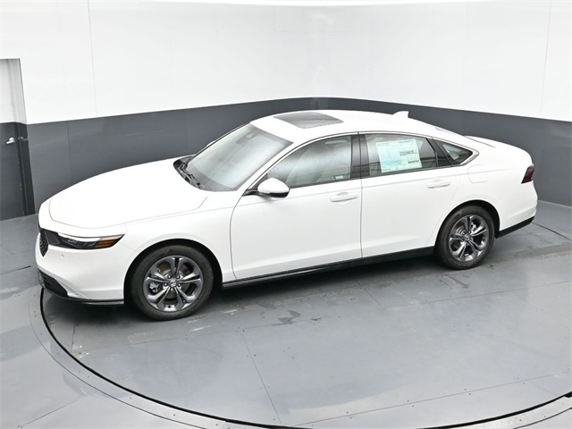 2025 Honda Accord Hybrid EX-L's photo