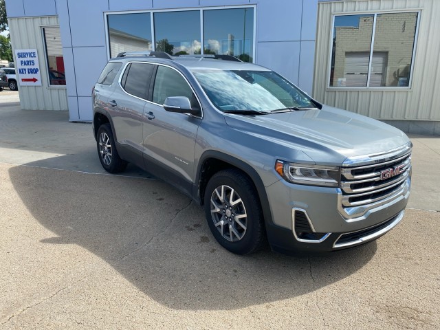 2023 GMC Acadia SLT