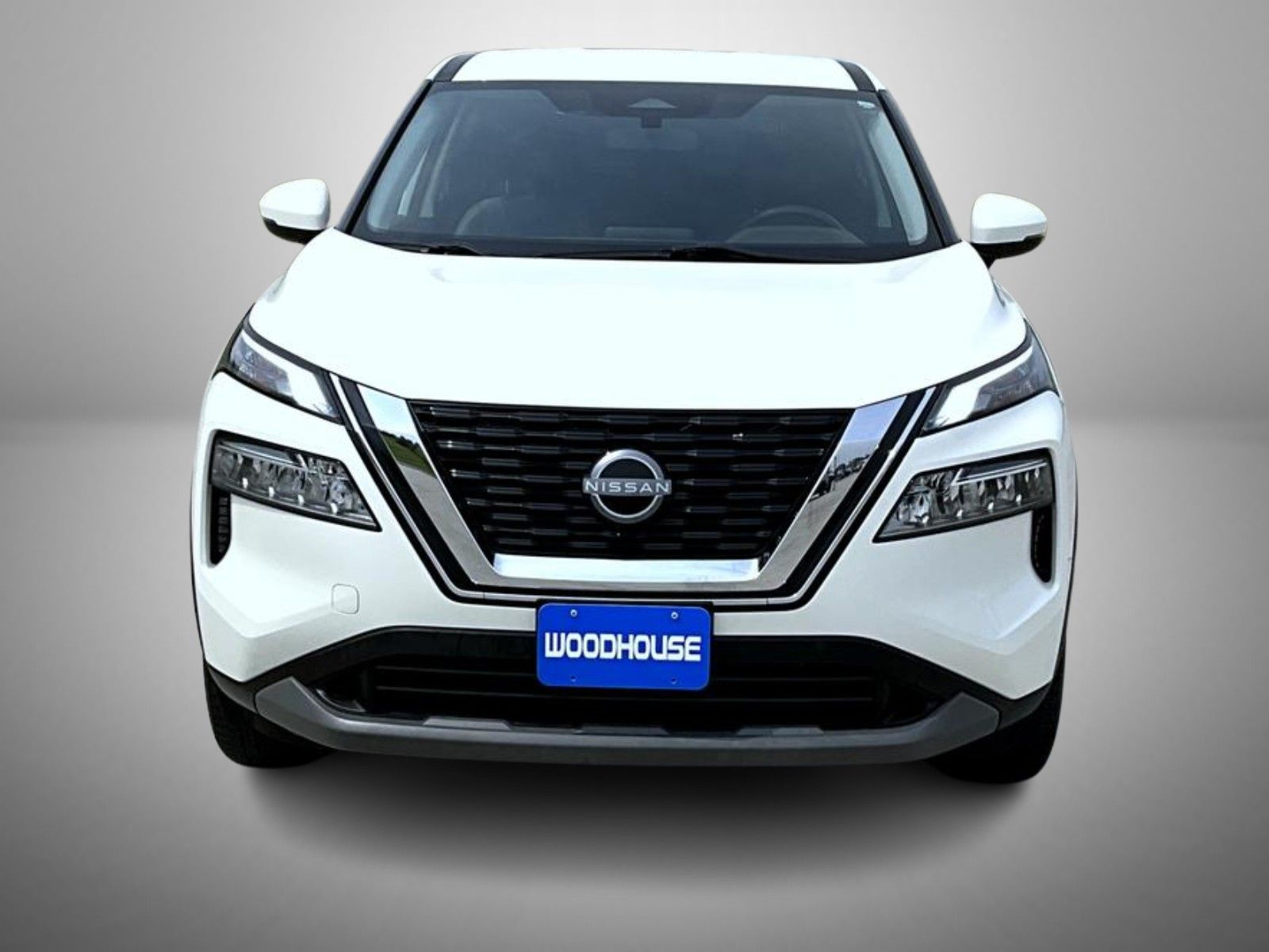2022 Nissan Rogue SV photo 2