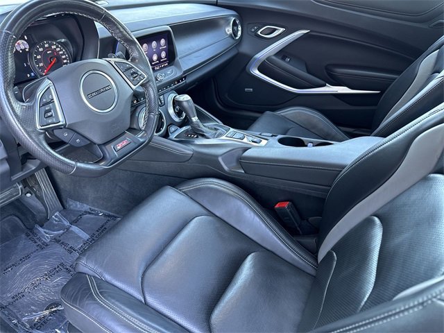2023 Chevrolet Camaro 2SS photo 2
