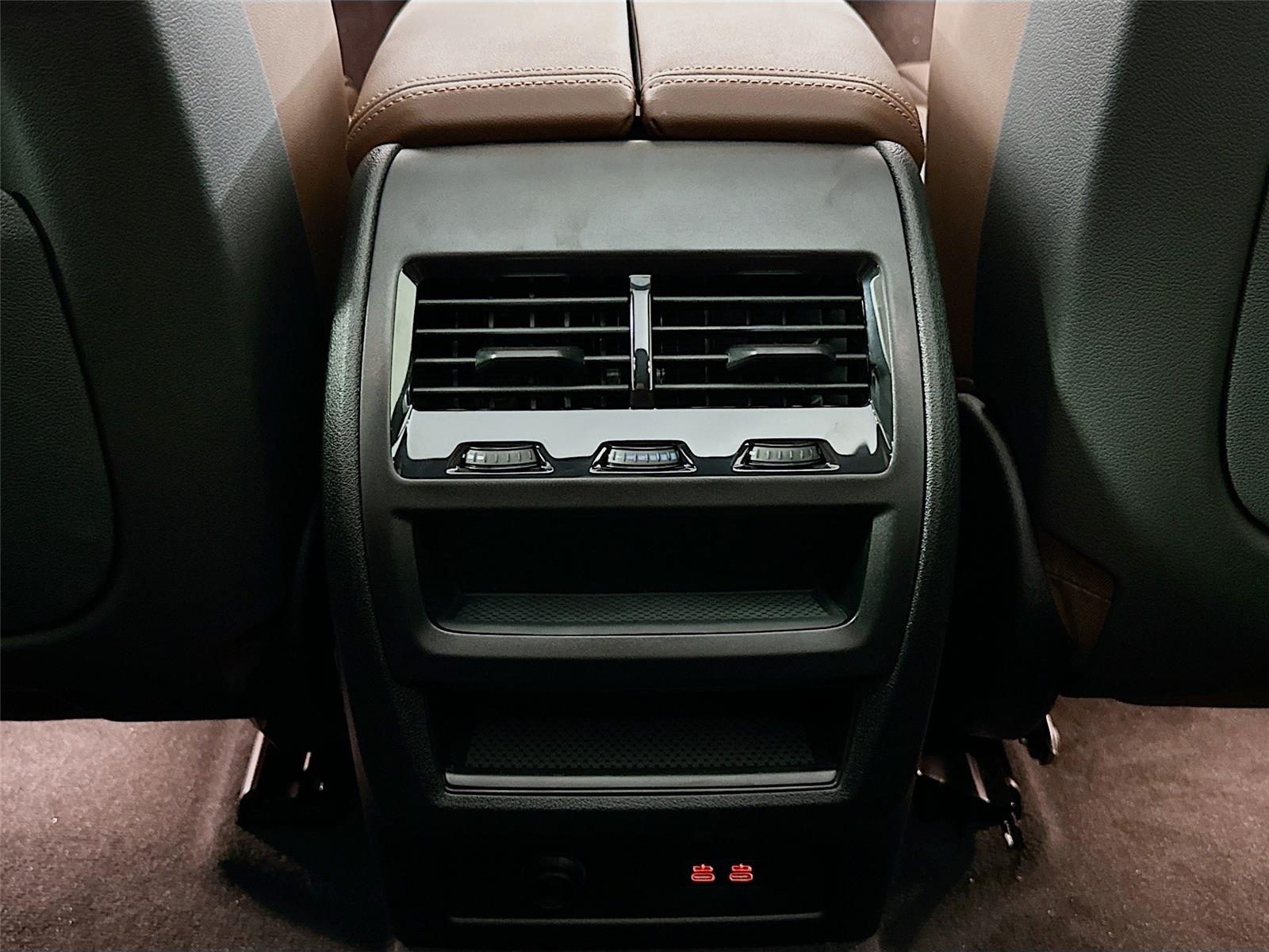 2026 Bmw X5 xDrive50e photo 24