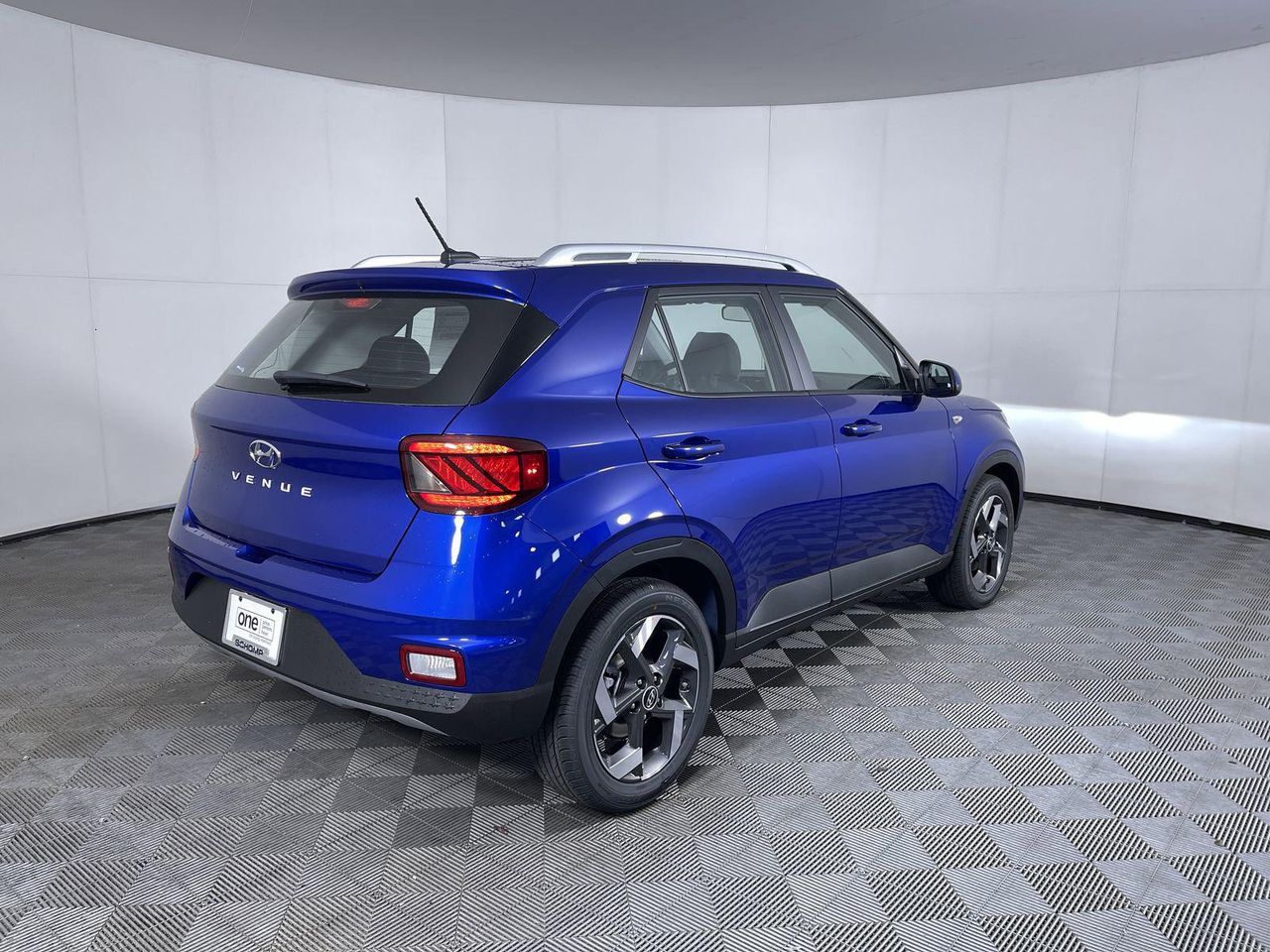2025 Hyundai Venue SEL Limited photo 4