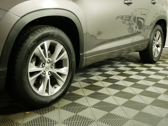 Used 2015 Toyota Highlander XLE with VIN 5TDJKRFH6FS075081 for sale in Coeur d'Alene, ID