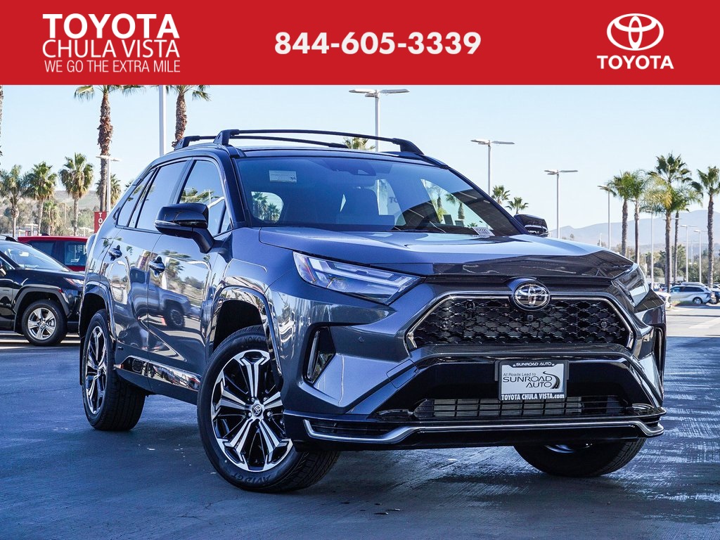 2025 Toyota RAV4 XSE's photo