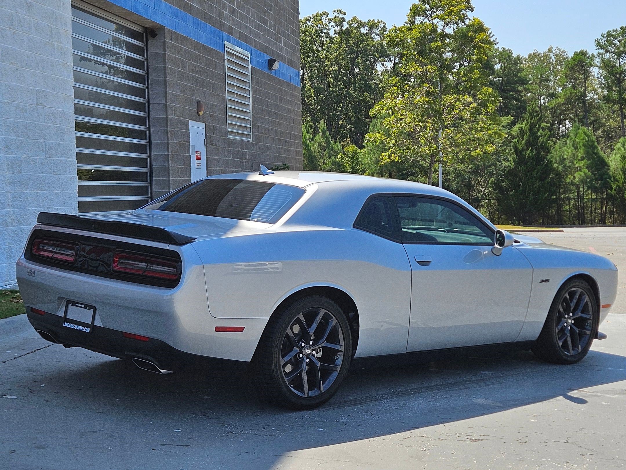 2023 Dodge Challenger R/T photo 7