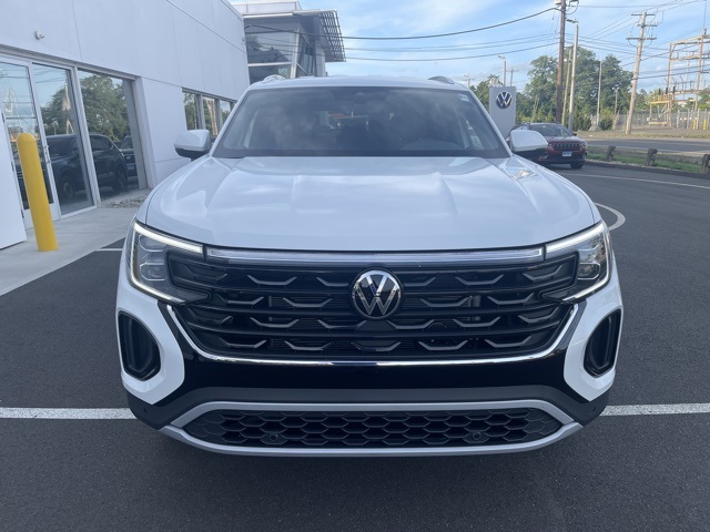 2026 Volkswagen Atlas Cross Sport SE Technology photo 4