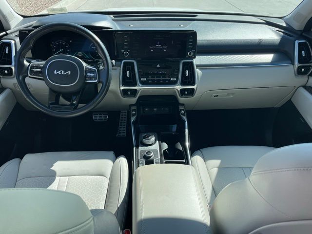 2023 Kia Sorento Plug-In Hybrid SX Prestige photo 6