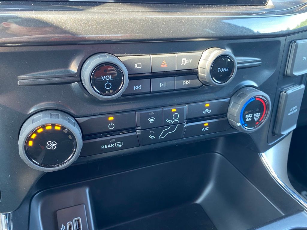 2025 Ford F-150 STX photo 5