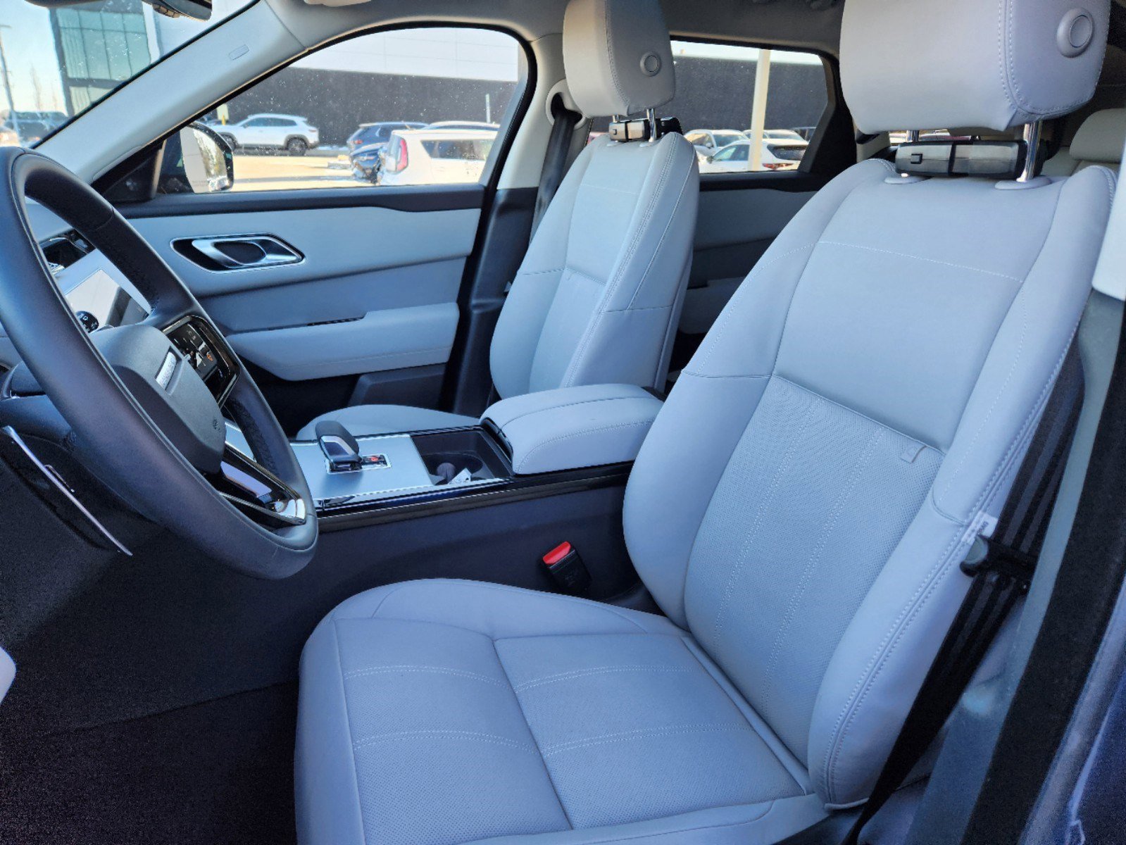 2025 Land Rover Range Rover Velar S photo 9