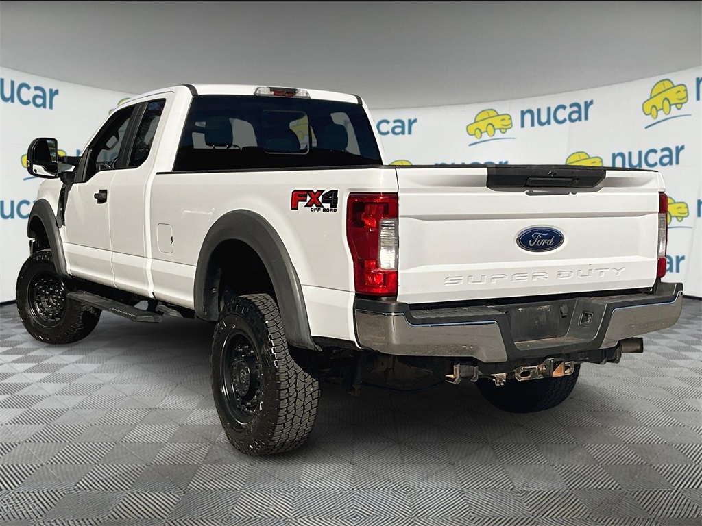 2019 Ford F-350 photo 3
