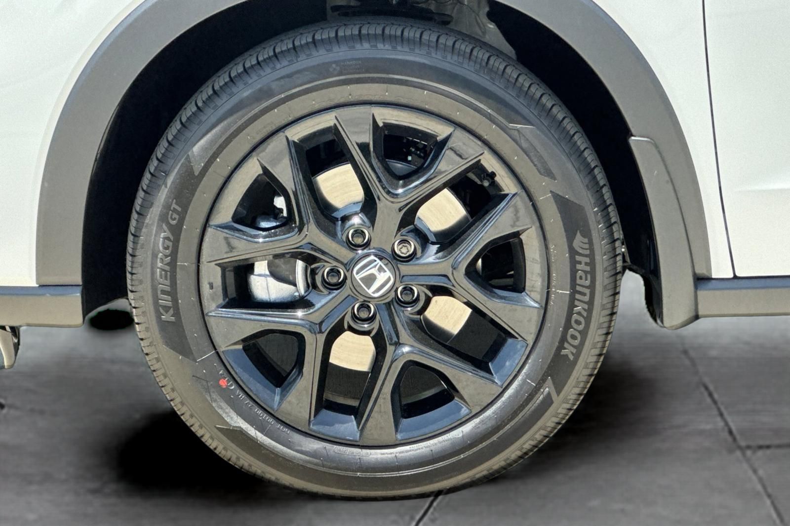 2025 Honda HR-V Sport photo 27