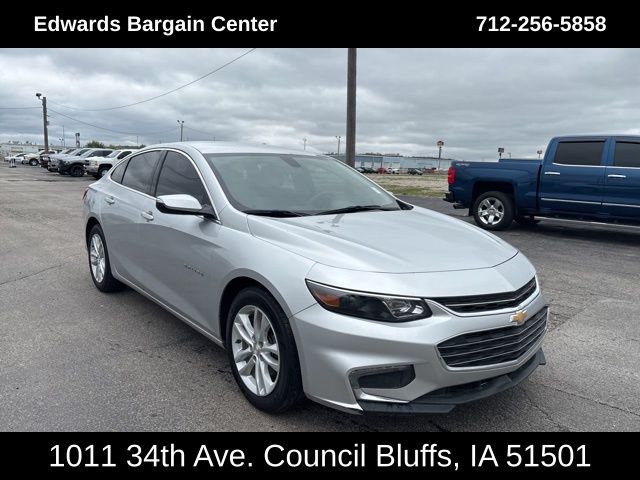 2018 Chevrolet Malibu 1LT photo 2