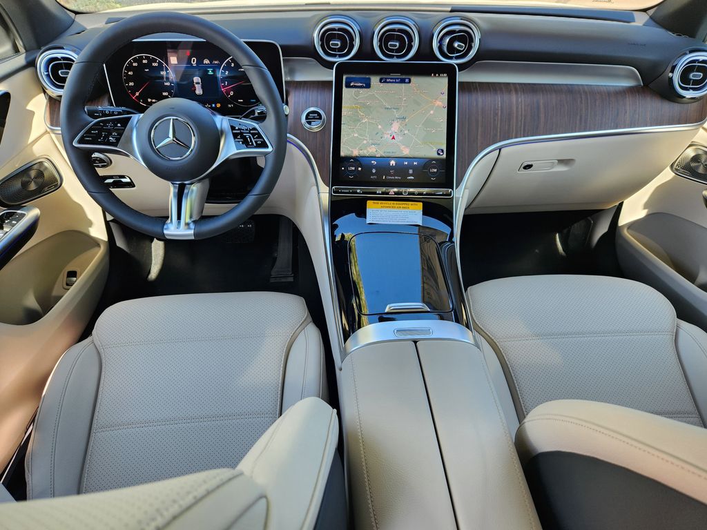 2026 Mercedes Benz GLC 300 4MATIC photo 15