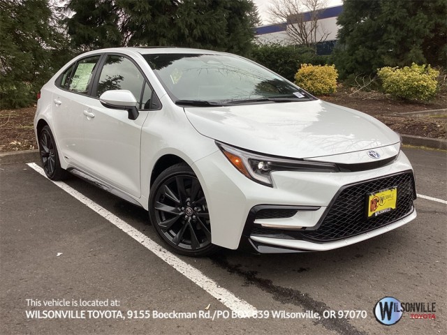2025 Toyota Corolla Hybrid SE