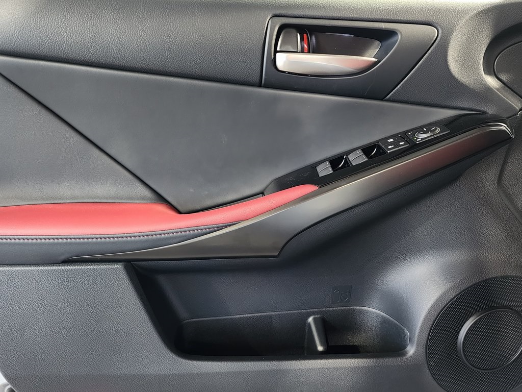 2025 Lexus IS 300 photo 11