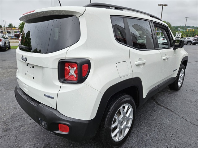 2022 Jeep Renegade Latitude photo 7