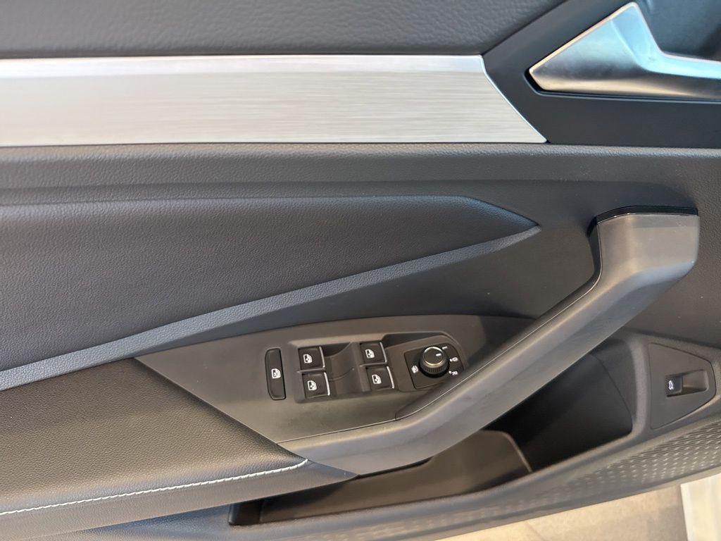 2026 Volkswagen Jetta 1.5T Sport photo 18