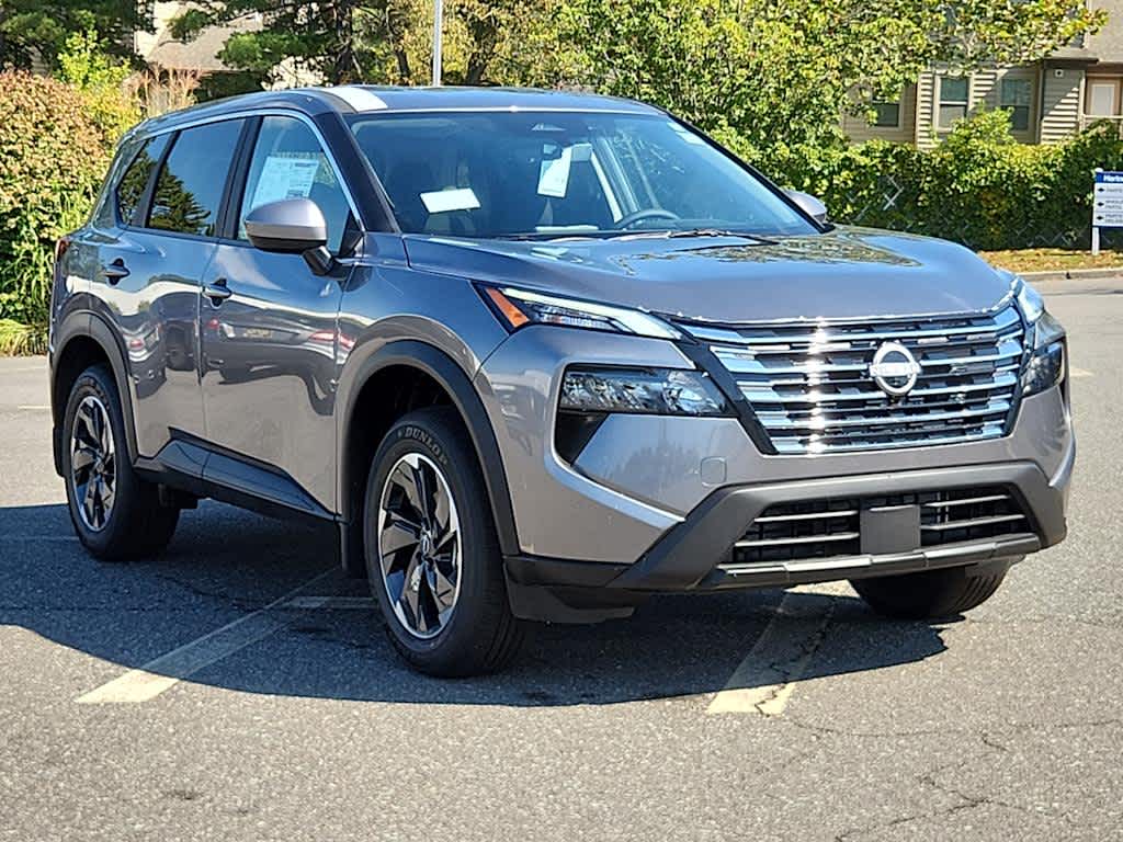 2026 Nissan Rogue SV photo 2