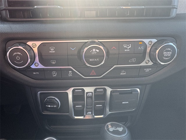 2025 Jeep Wrangler Sport photo 24
