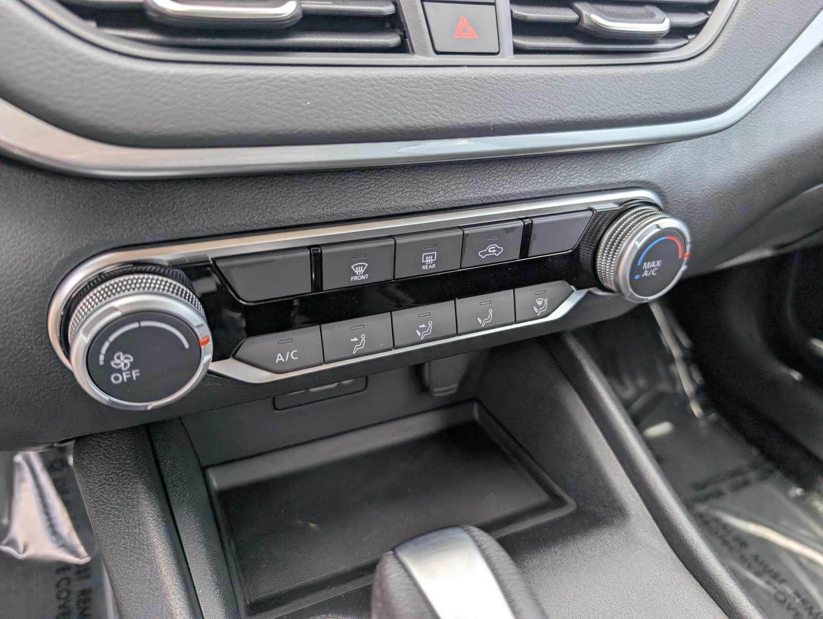 New 2025 GUN METALL Nissan S image 13