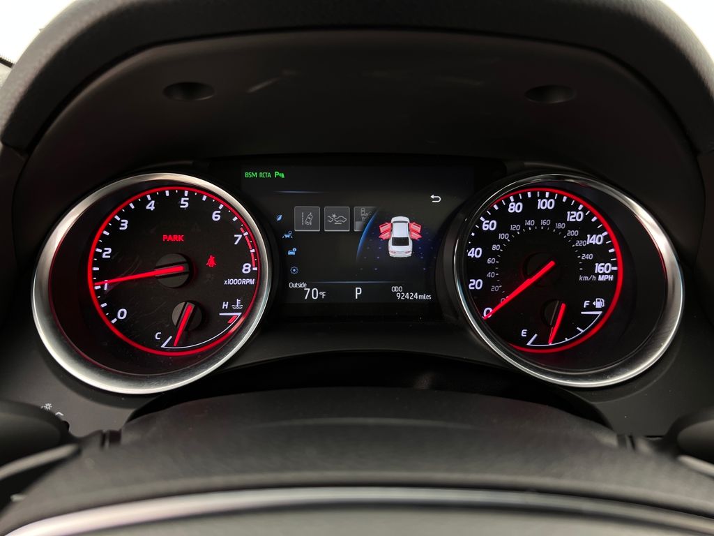 2018 Toyota Camry XSE photo 21