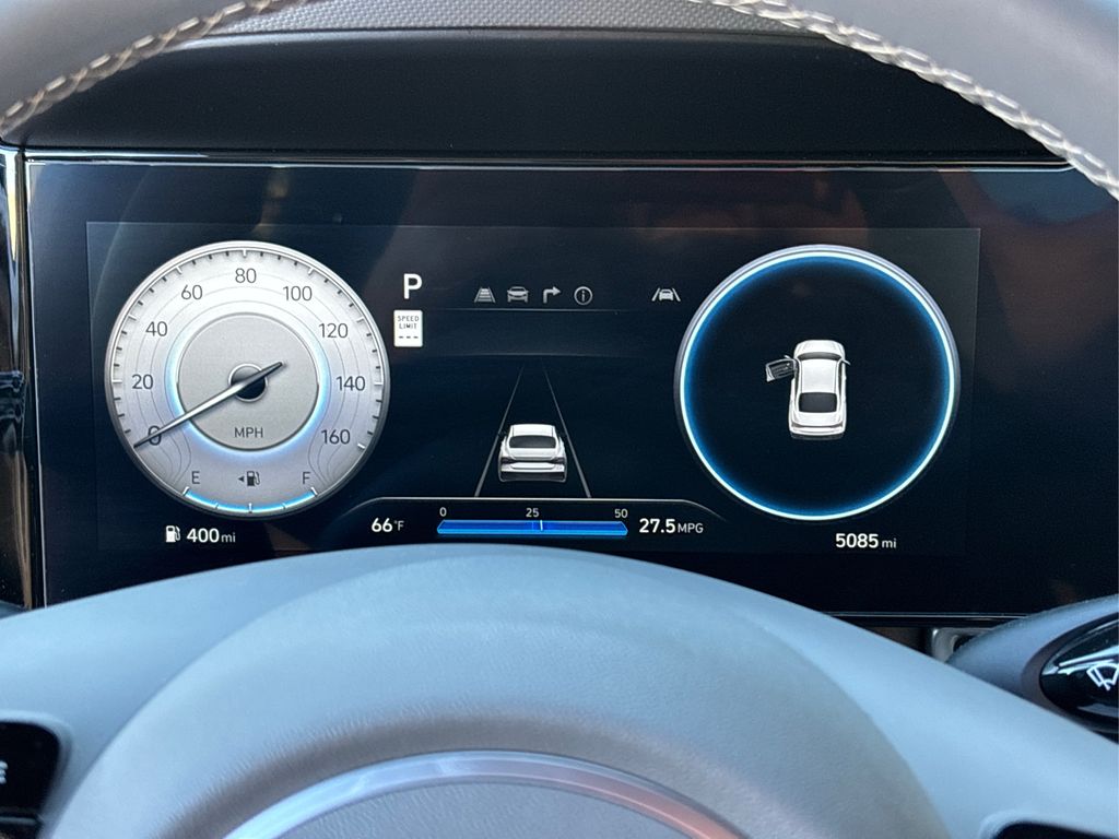 2025 Hyundai Elantra SEL Convenience photo 19