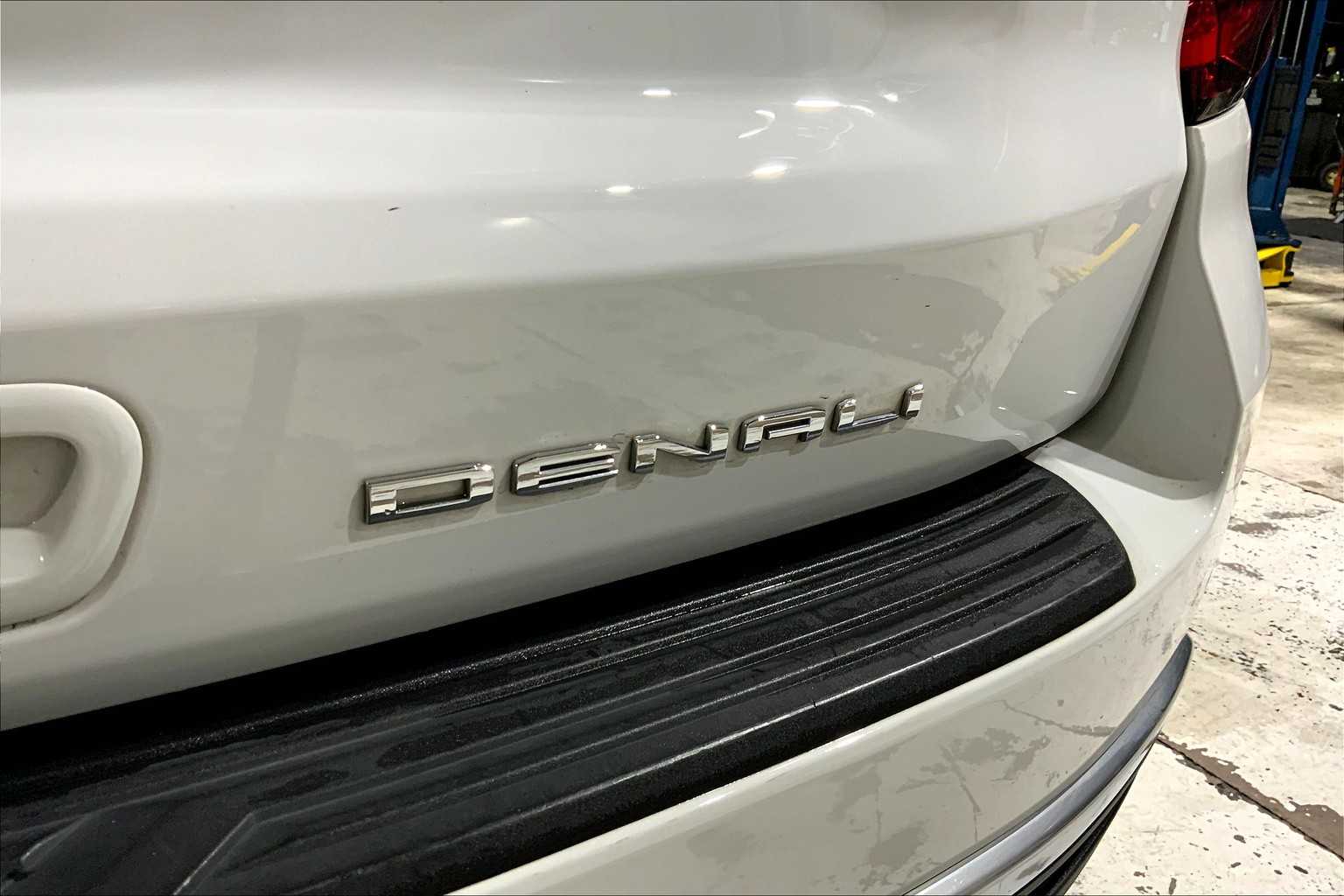 2022 Gmc Yukon Denali photo 9
