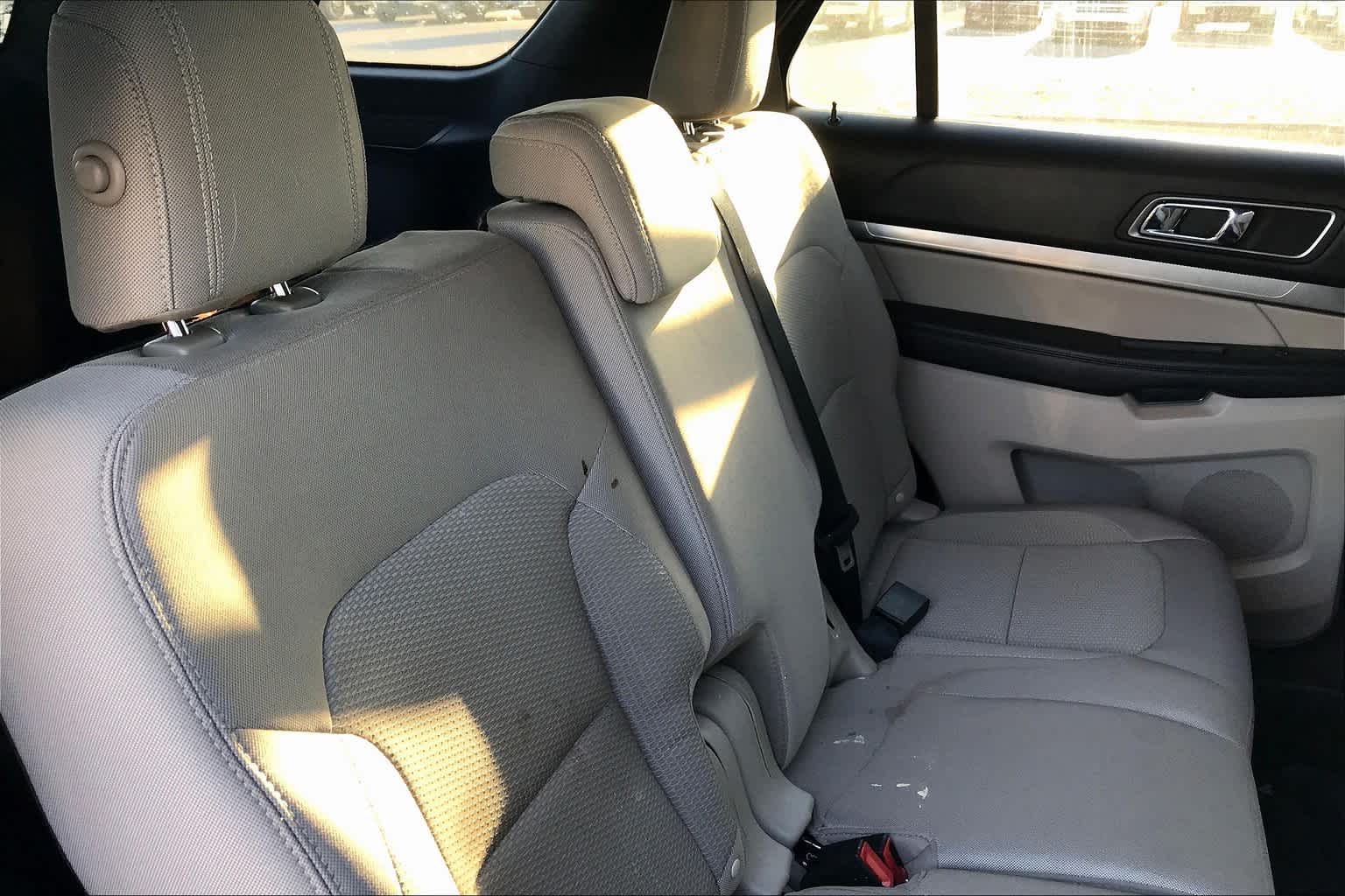 2018 Ford Explorer XLT photo 16