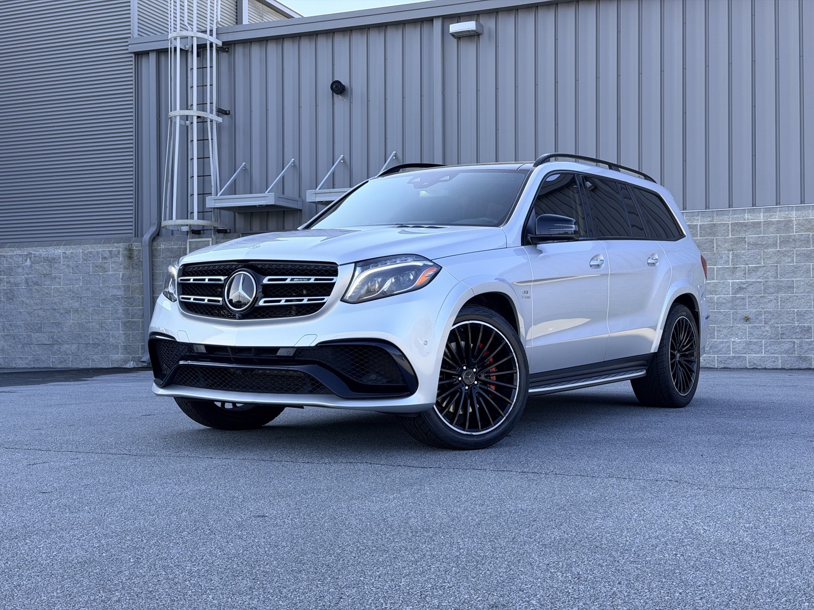 2019 Mercedes-Benz GLS-Class AMG GLS63's photo