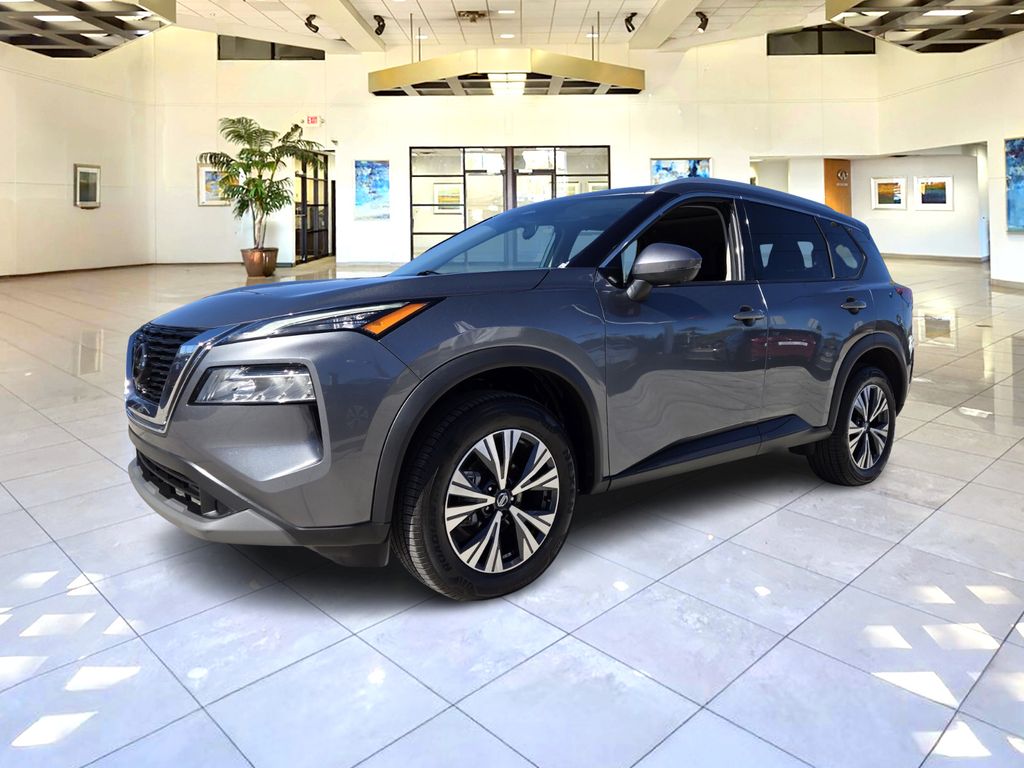 2021 Nissan Rogue SV photo 3