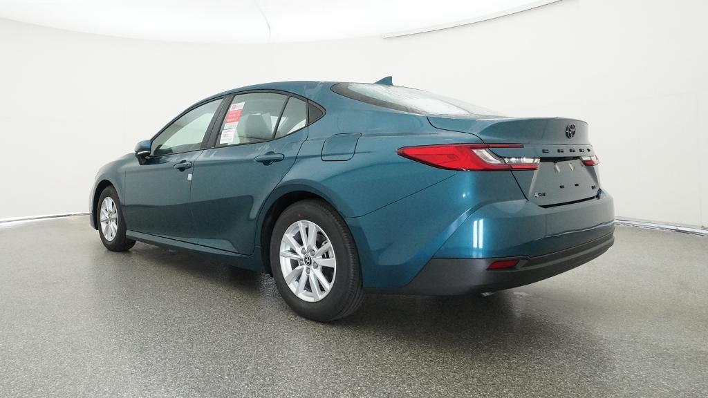 2026 Toyota Camry LE photo 14