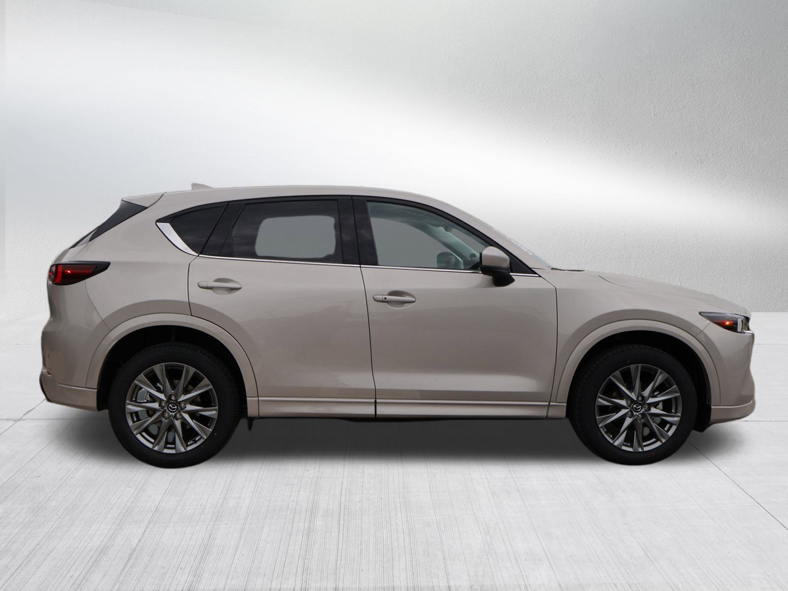 2025 Mazda CX-5 2.5 Premium Plus photo 8