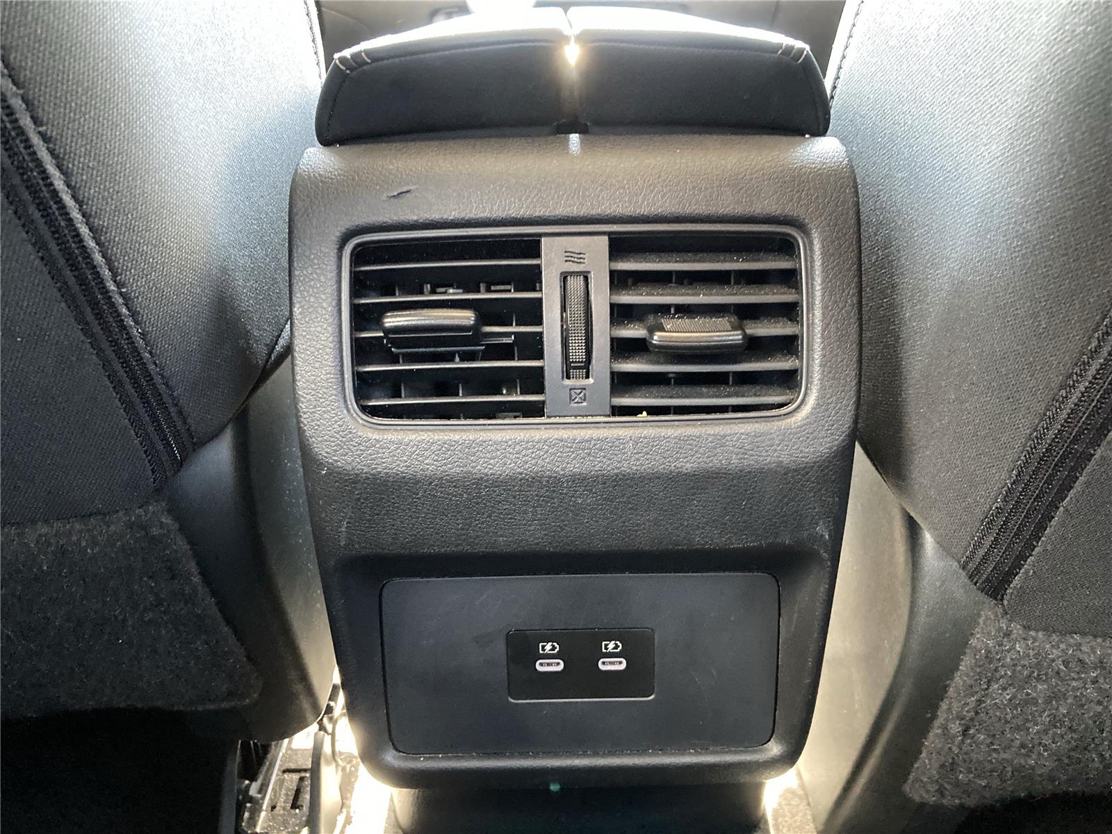 2024 Nissan Rogue SV photo 25