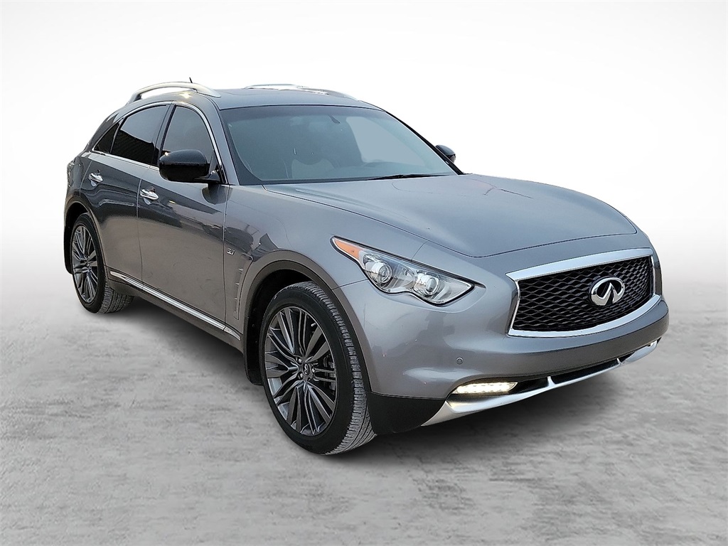 2017 INFINITI QX70 Base's photo