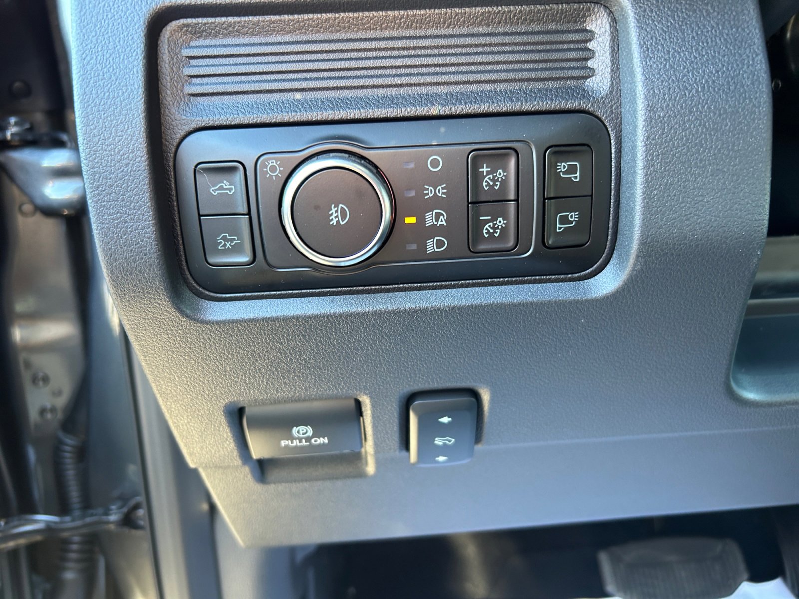 2026 Ford F-350 Lariat photo 22