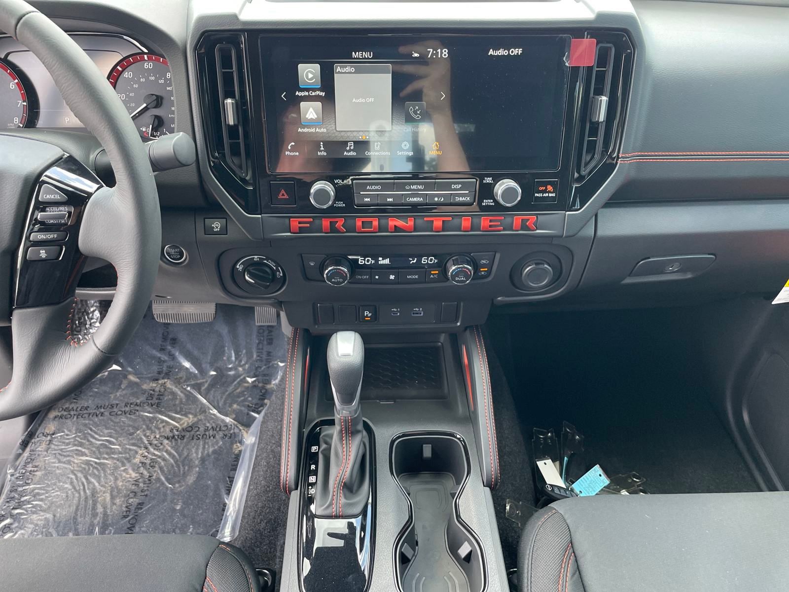2025 Nissan Frontier PRO-4X photo 14